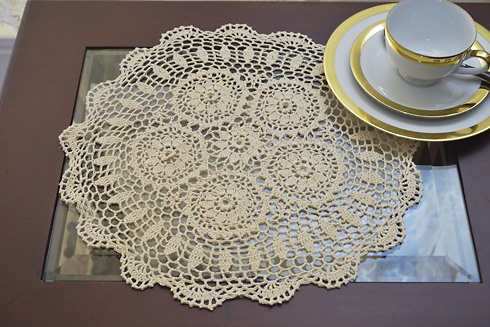 Round Crochet Placemat. 16" Round. Wheat color. 2 pieces pack - Click Image to Close